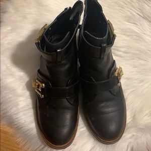 Black Aldo women’s boot
